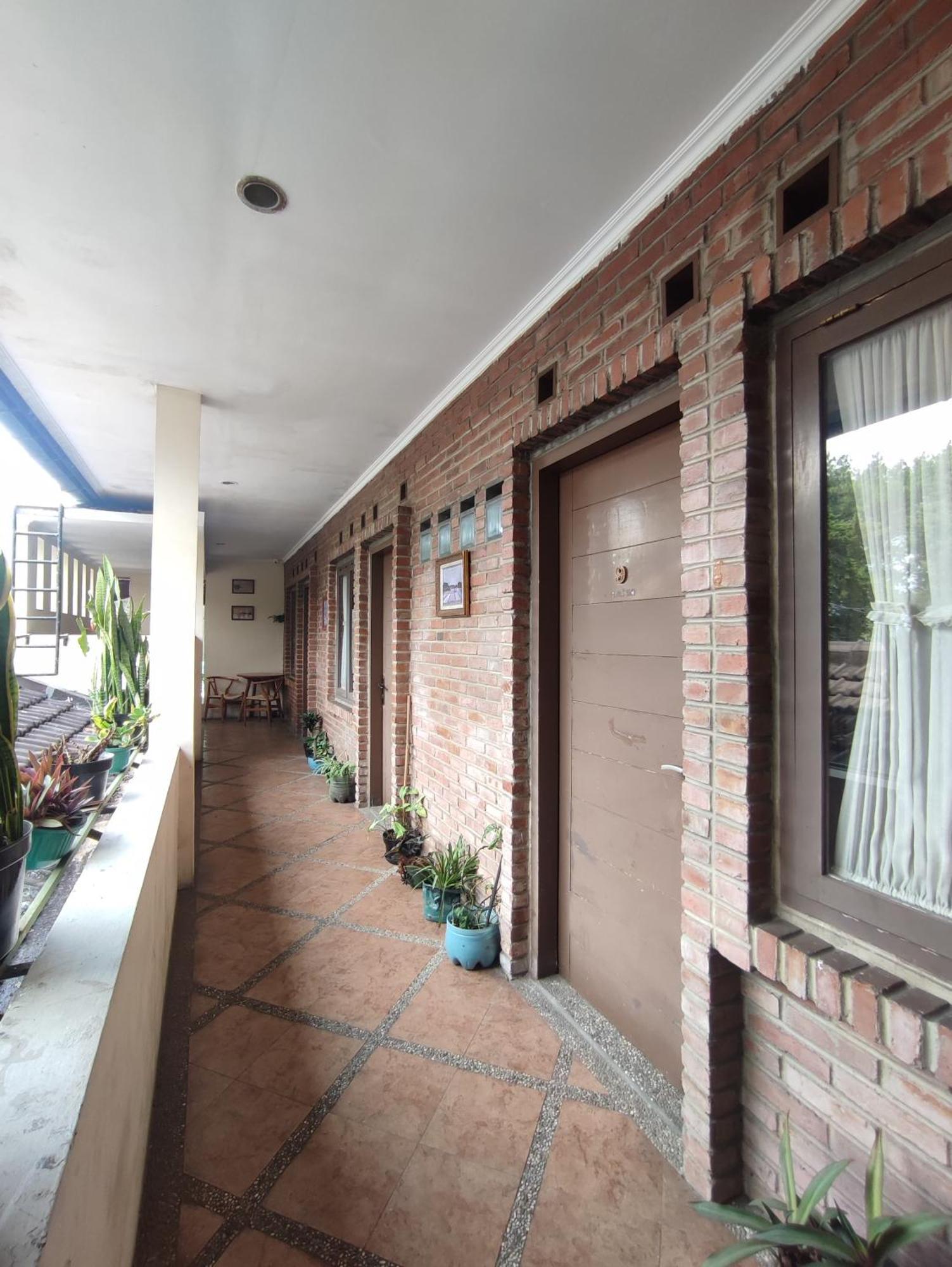 Maribaya Family Guest House Syariah Lembang Exteriör bild